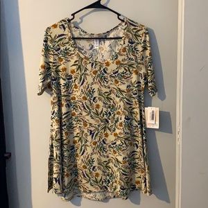 Lularoe XS Perfect T